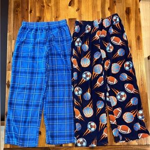 3/$15 Cuddl Duds 2 Pack fleece Sleep Pants blue plaid & sports themed size m(8)